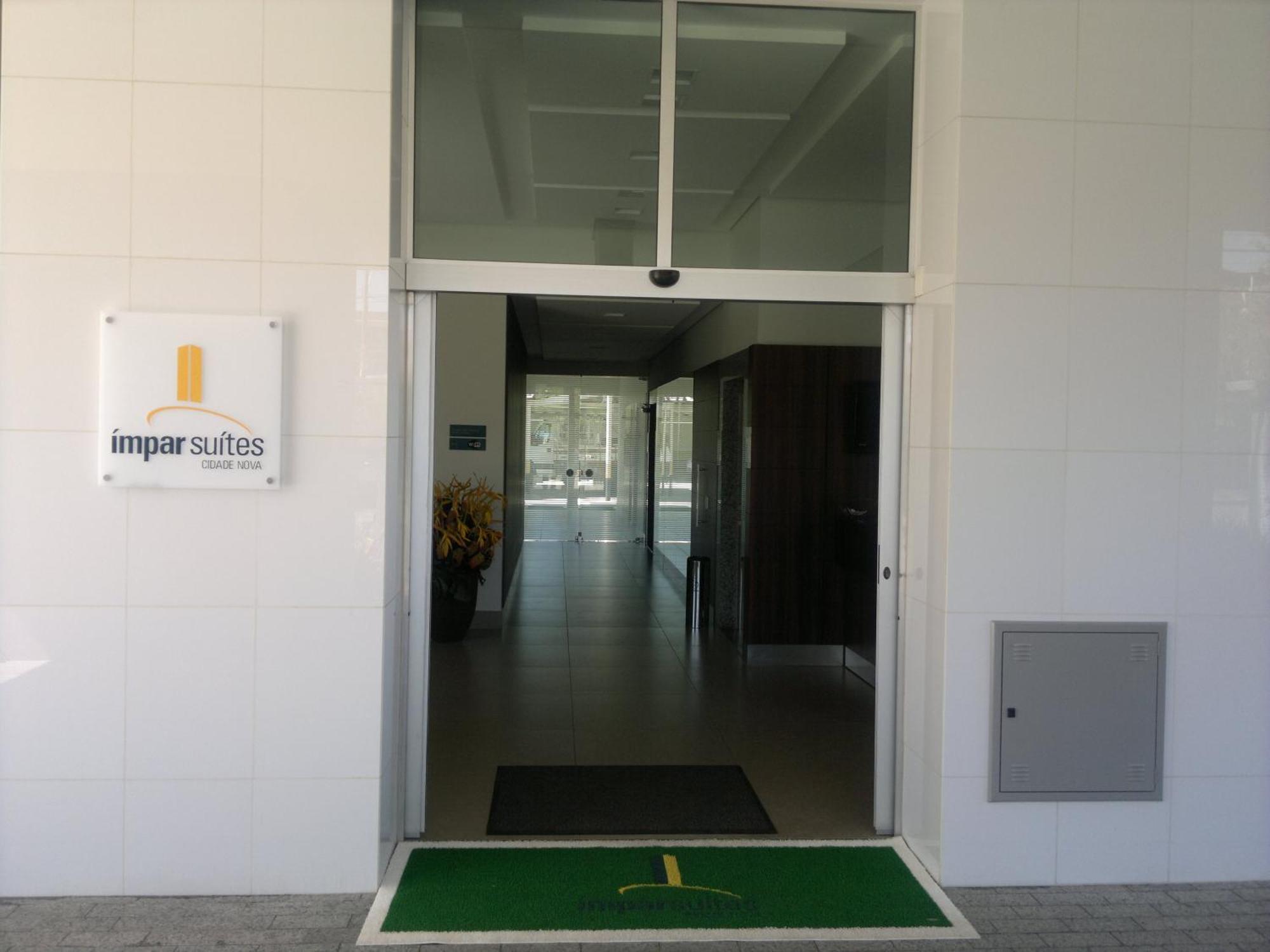 西达德新星伊姆帕尔套房酒店 贝洛哈里桑塔 外观 照片